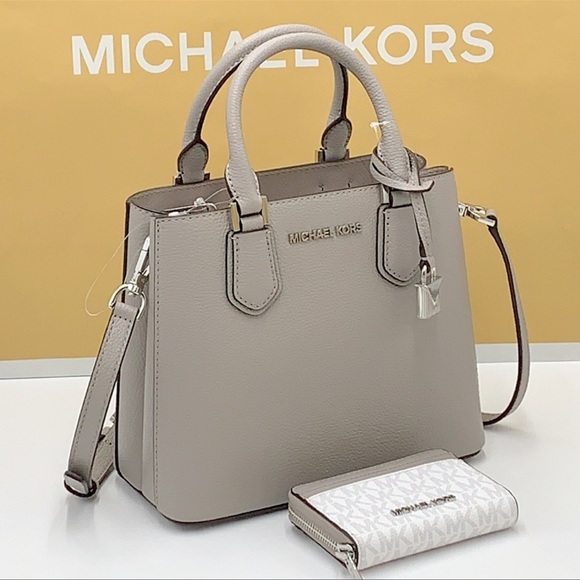 mk adele md messenger